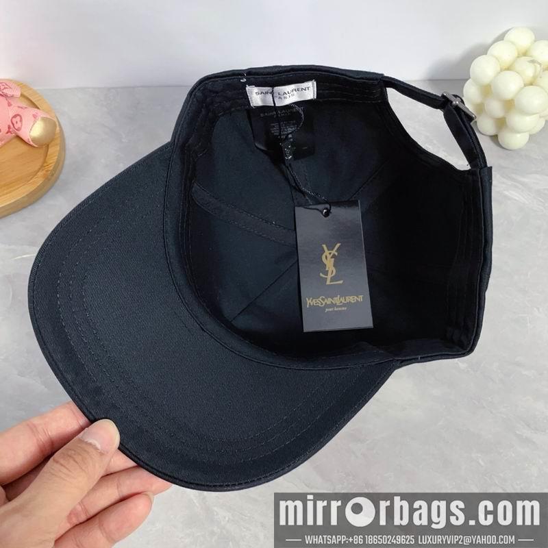 Replica YSL Hat dx20