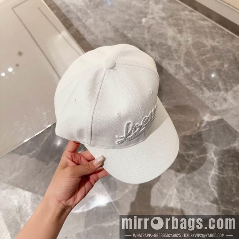 Replica Loewe Hat dx44
