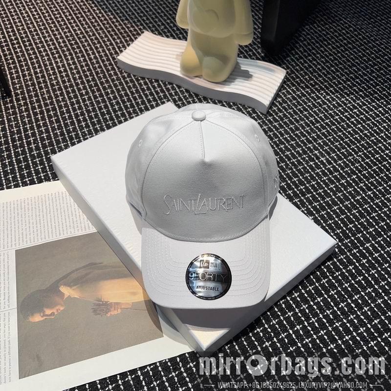 Replica YSL Hat dx02