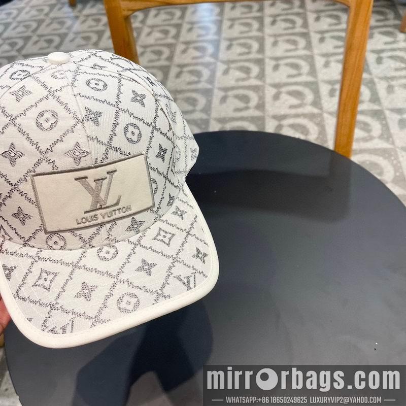 Replica LV Hat 042808
