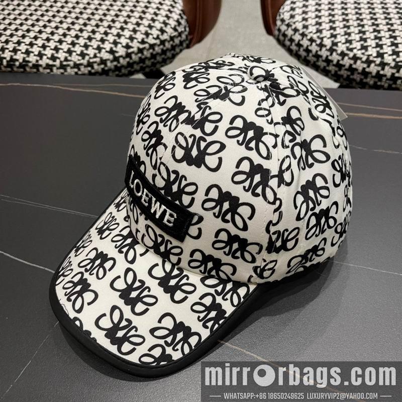 Replica Loewe Hat 101101
