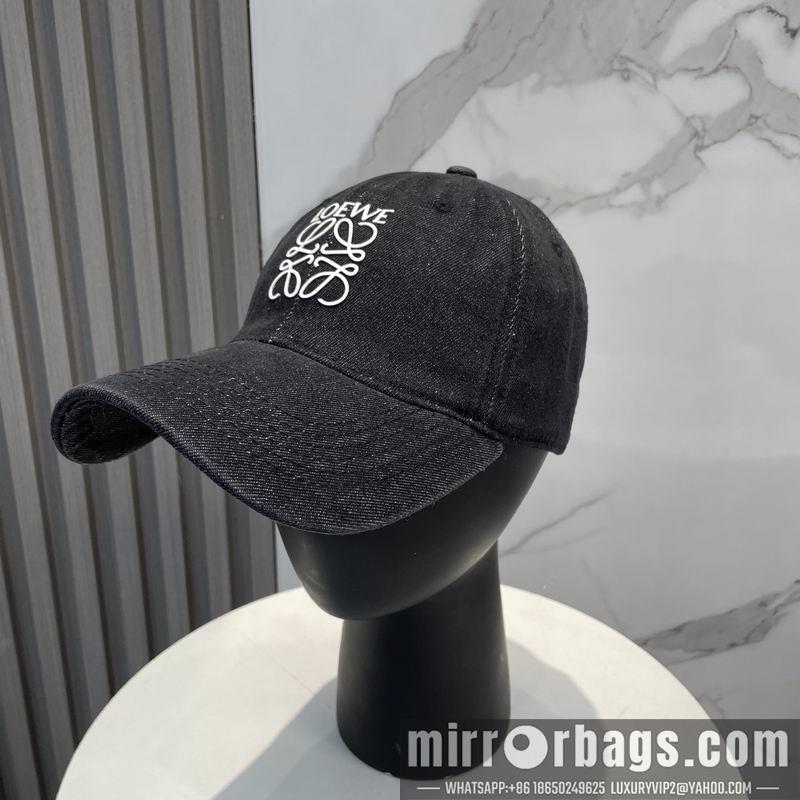 Replica Loewe Hat dx55