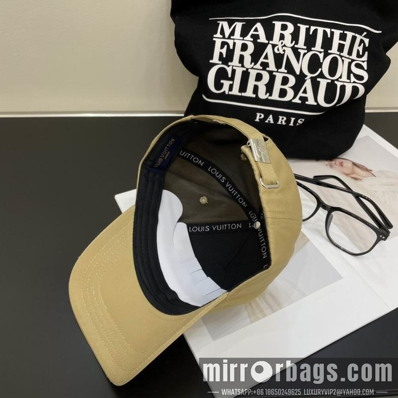 Replica LV Hat 042702