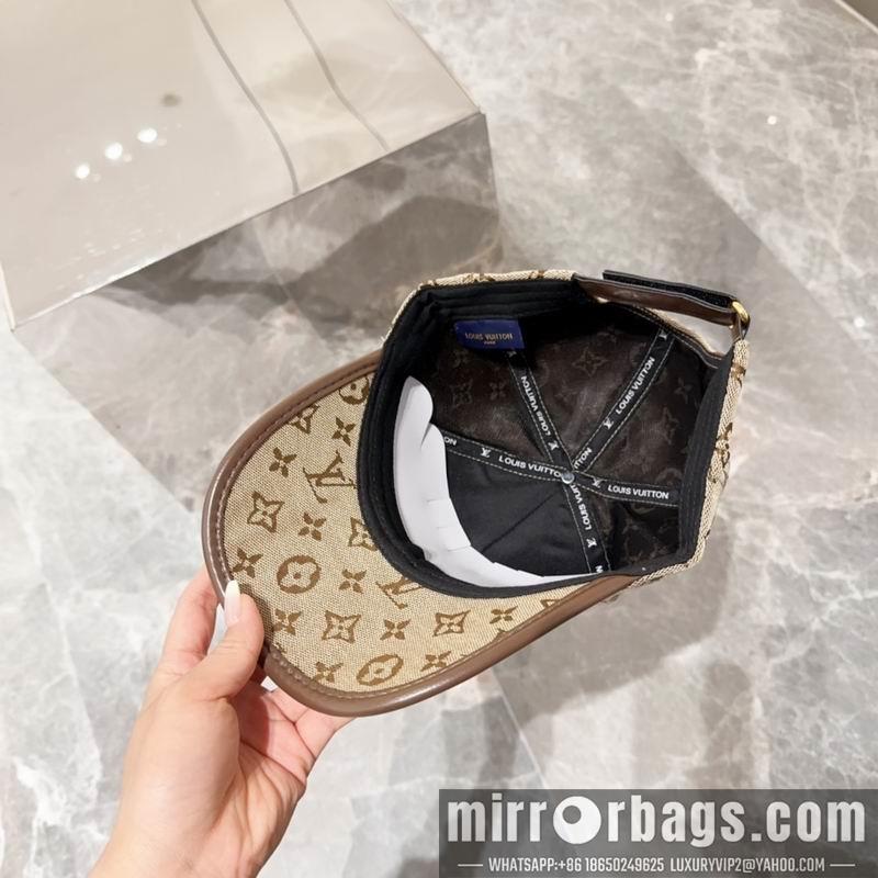 Replica LV Hat dx38