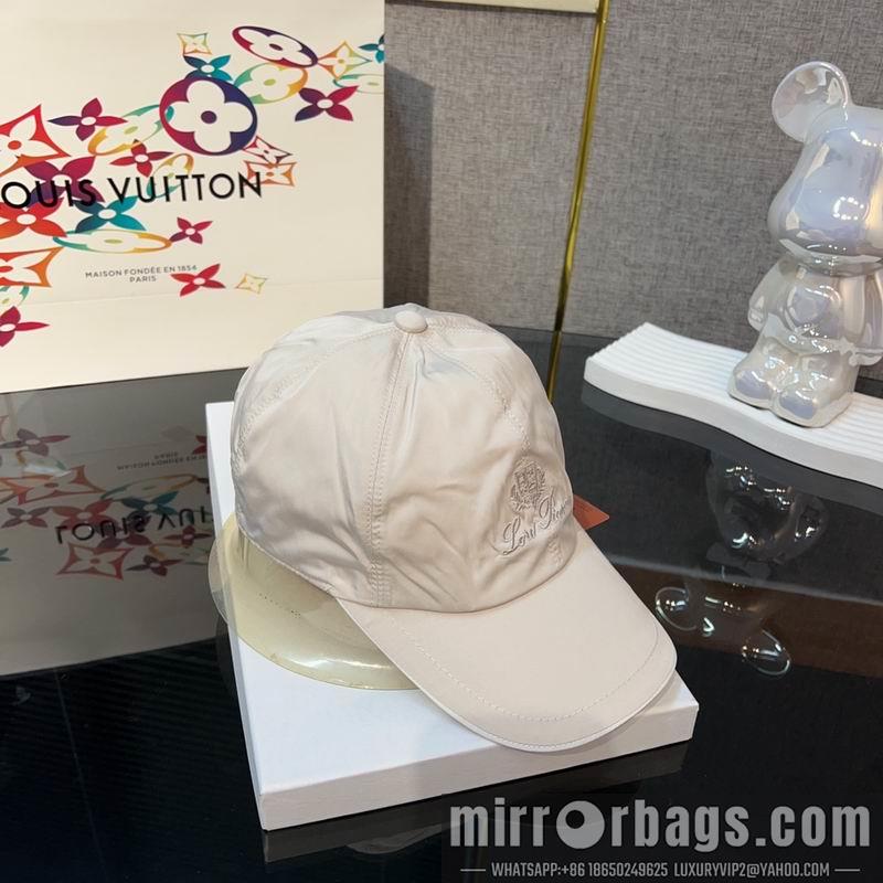 Replica Loro Paina Hat dx01