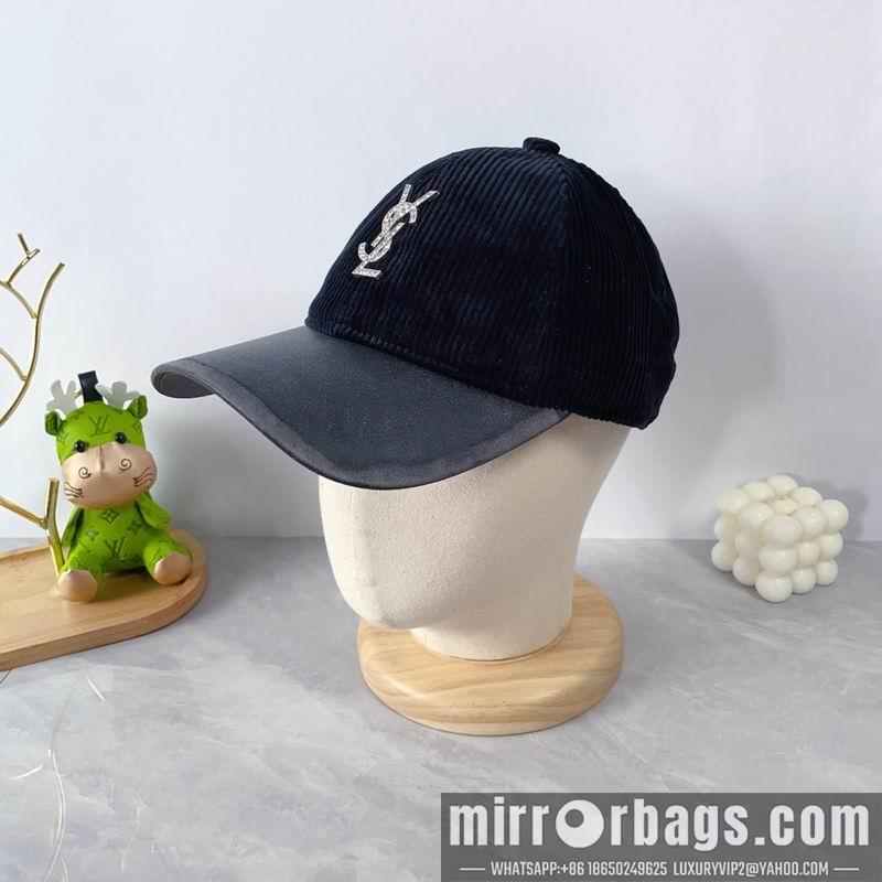 Replica YSL Hat dx28