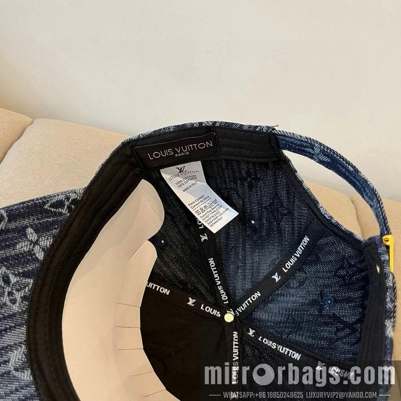 Replica LV Hat dx42
