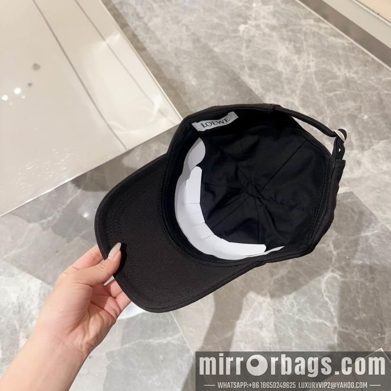 Replica Loewe Hat dx22