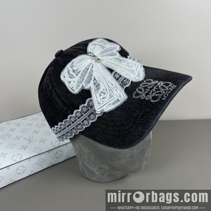 Replica Loewe Hat dx45