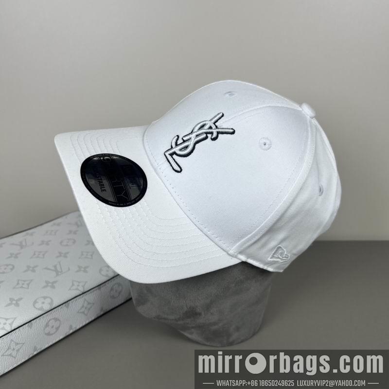 Replica YSL Hat dx35