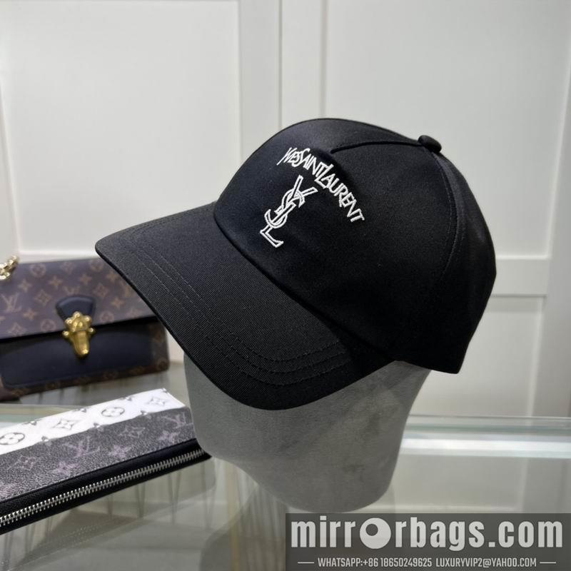 Replica YSL Hat dx15