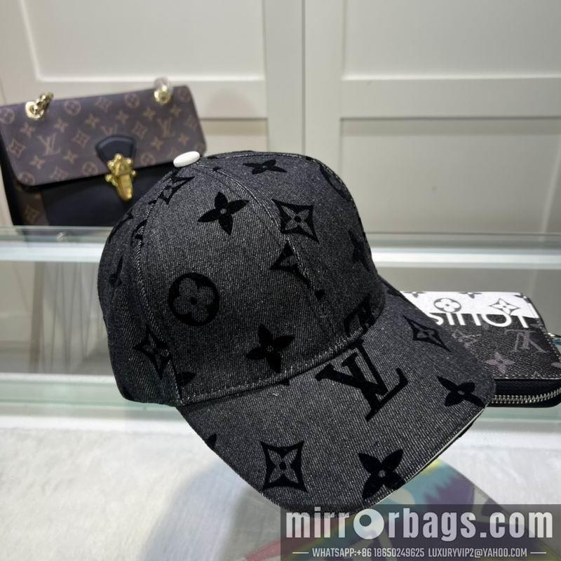 Replica LV Hat 042807