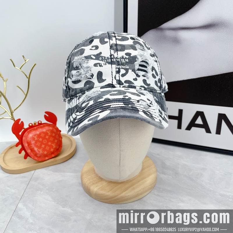 Replica MM6 Hat dx27