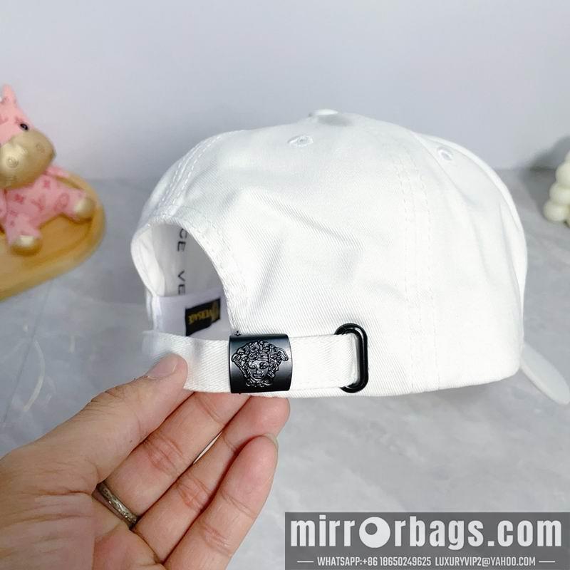 Replica Versace Hat dx03
