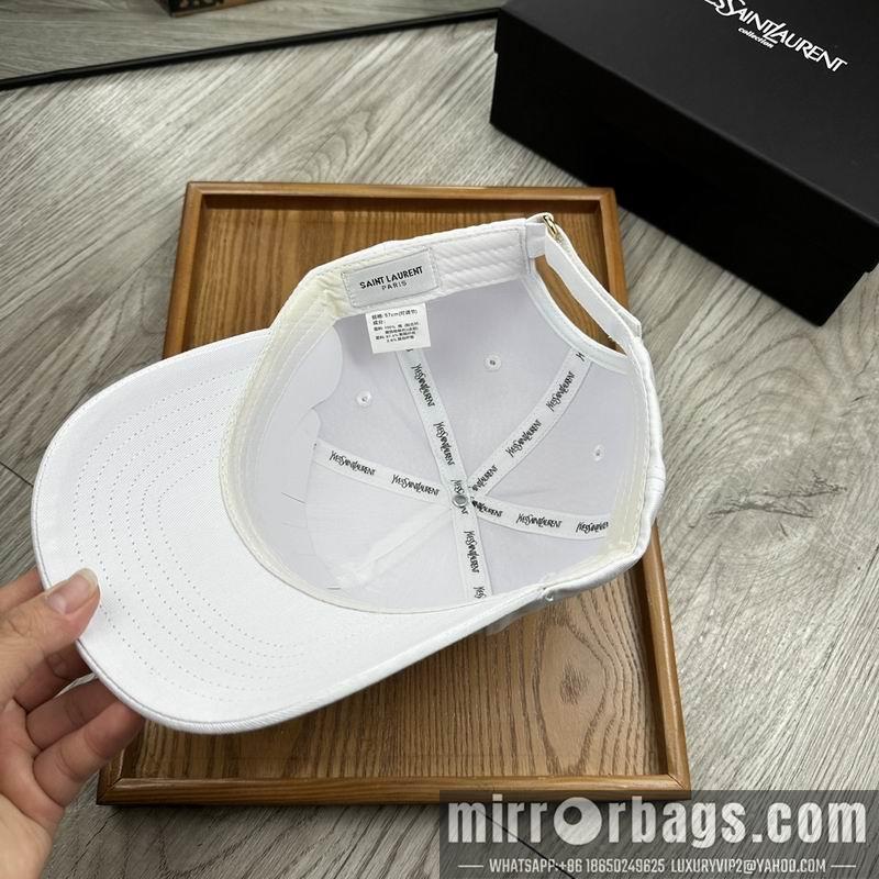 Replica YSL Hat dx08