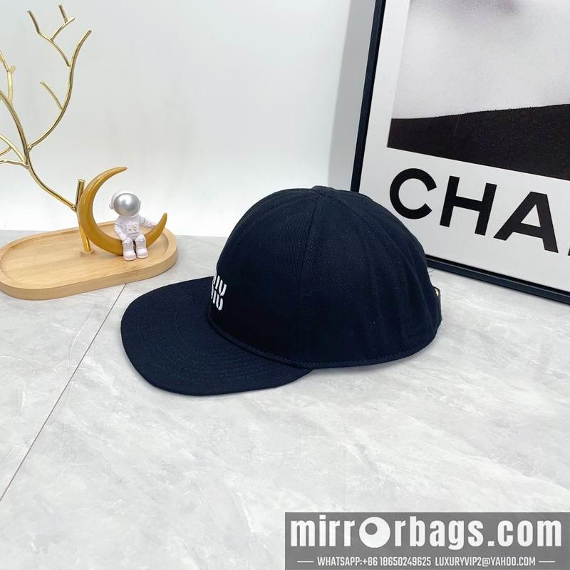 Replica Miumiu Hat dx07