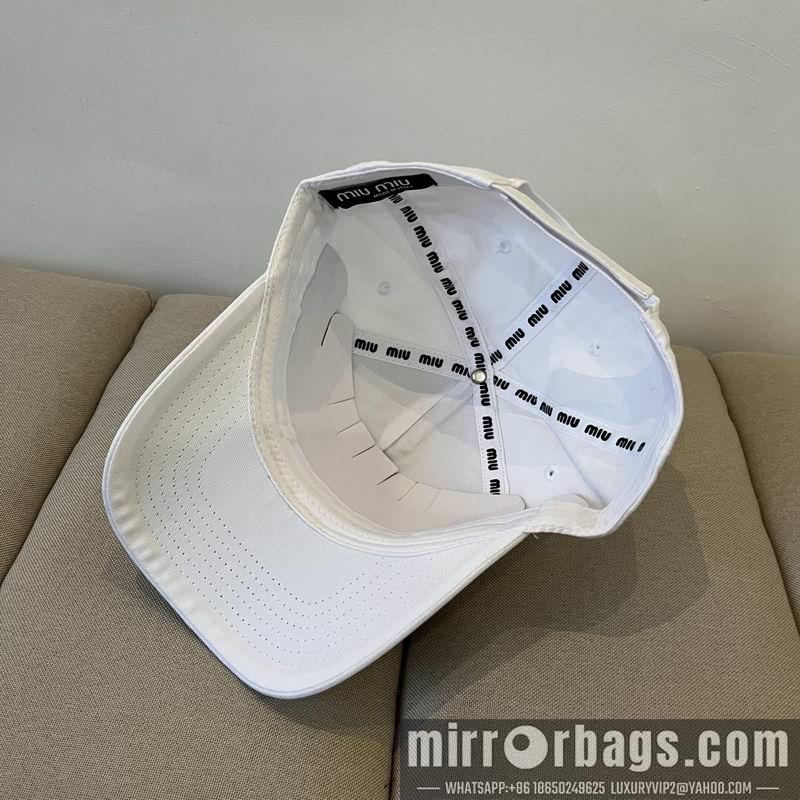 Replica Miumiu Hat dx18