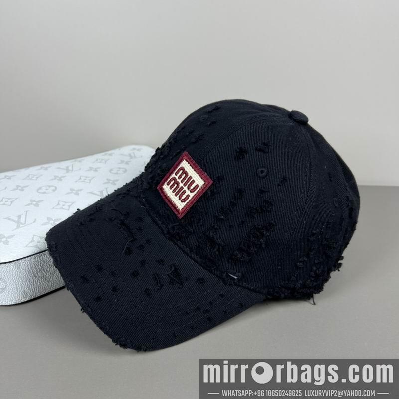 Replica Miumiu Hat dx17
