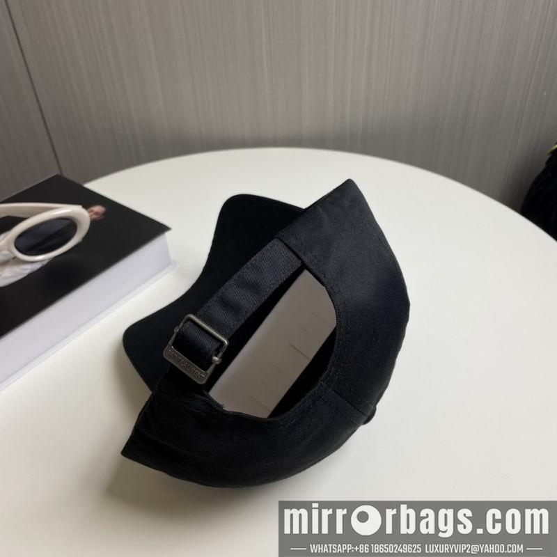 Replica YSL Hat dx13