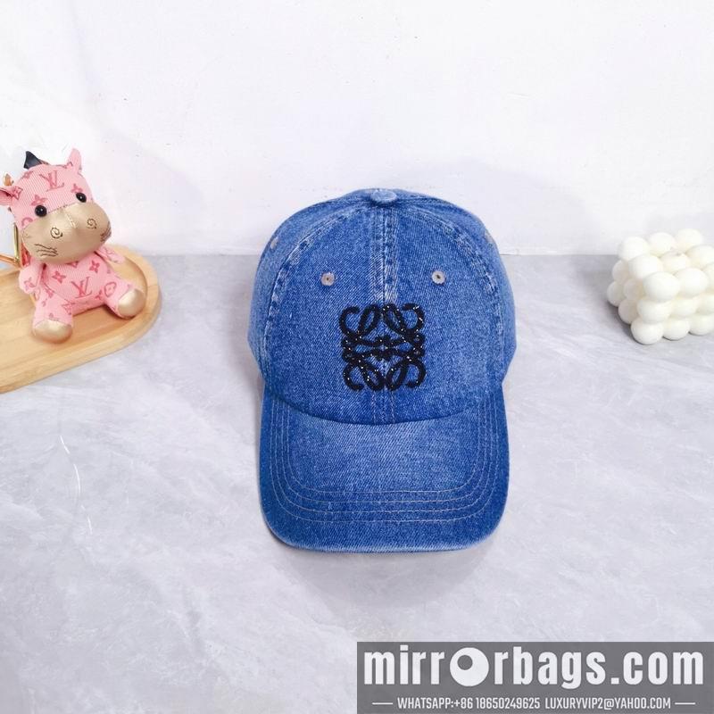 Replica Loewe Hat dx07