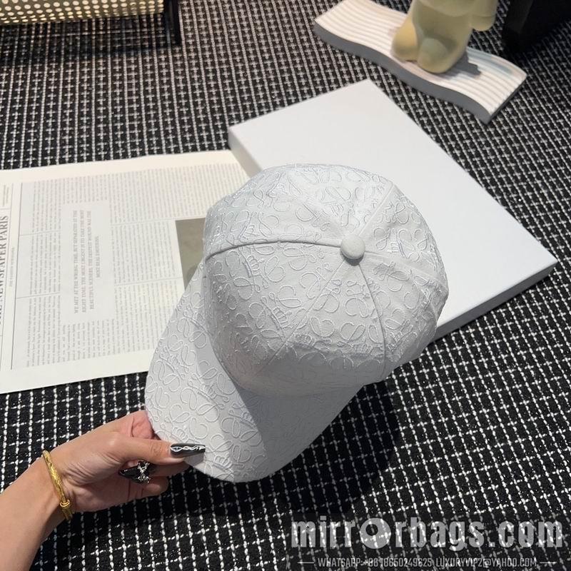 Replica Loewe Hat dx03