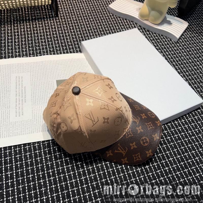 Replica LV Hat 042603