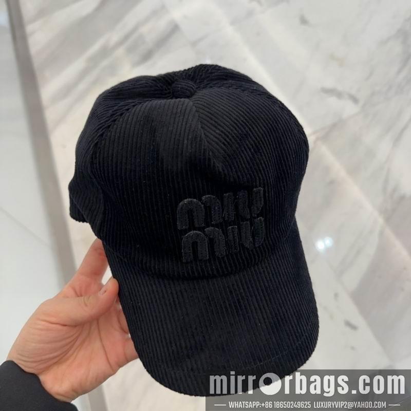 Replica Miumiu Hat dx37