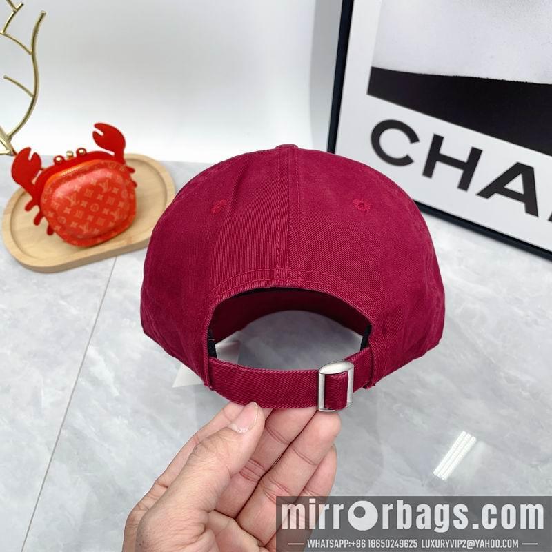 Replica YSL Hat dx32