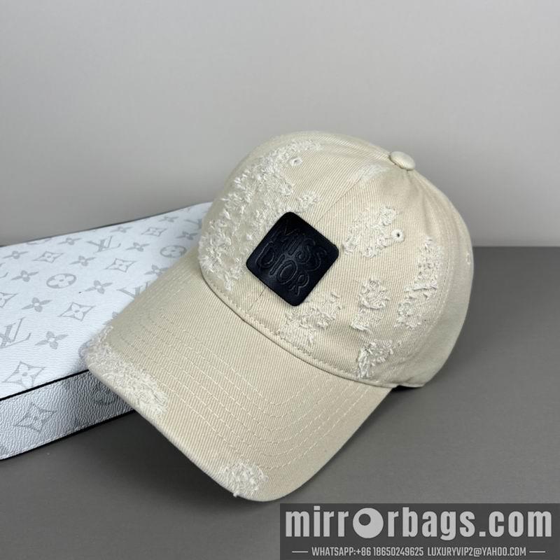 Replica Dior Hat dx07