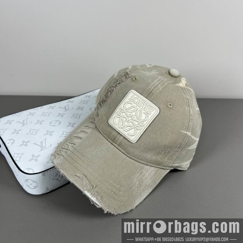 Replica Loewe Hat dx42