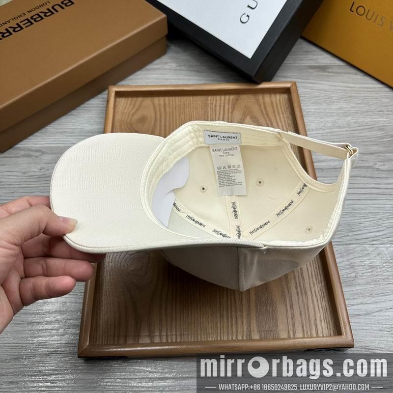 Replica YSL Hat dx19