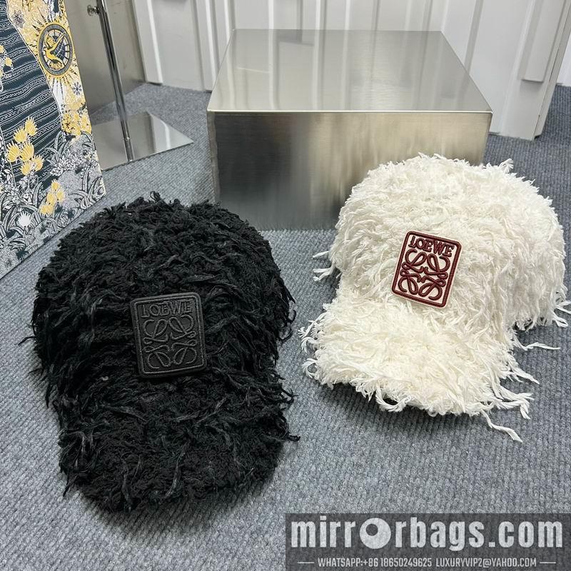 Replica Loewe Hat dx34