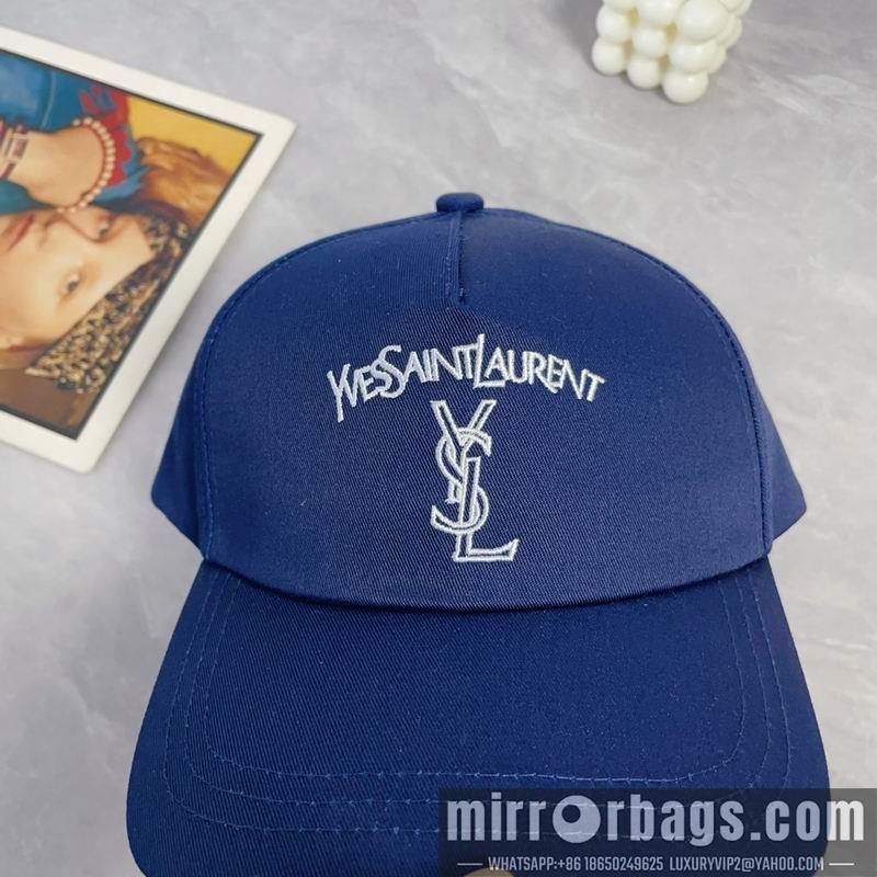 Replica YSL Hat dx18