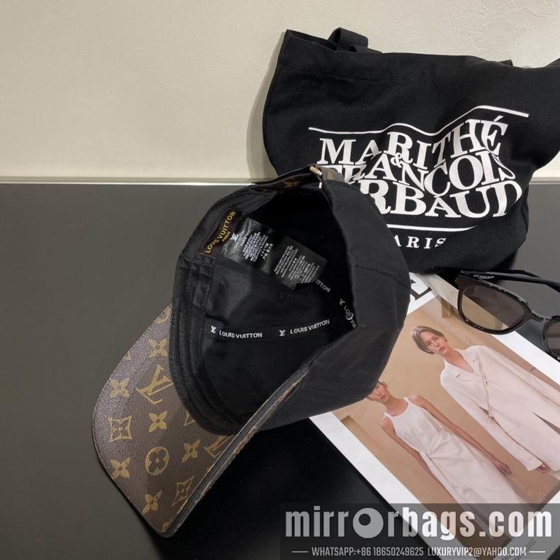 Replica LV Hat 042803