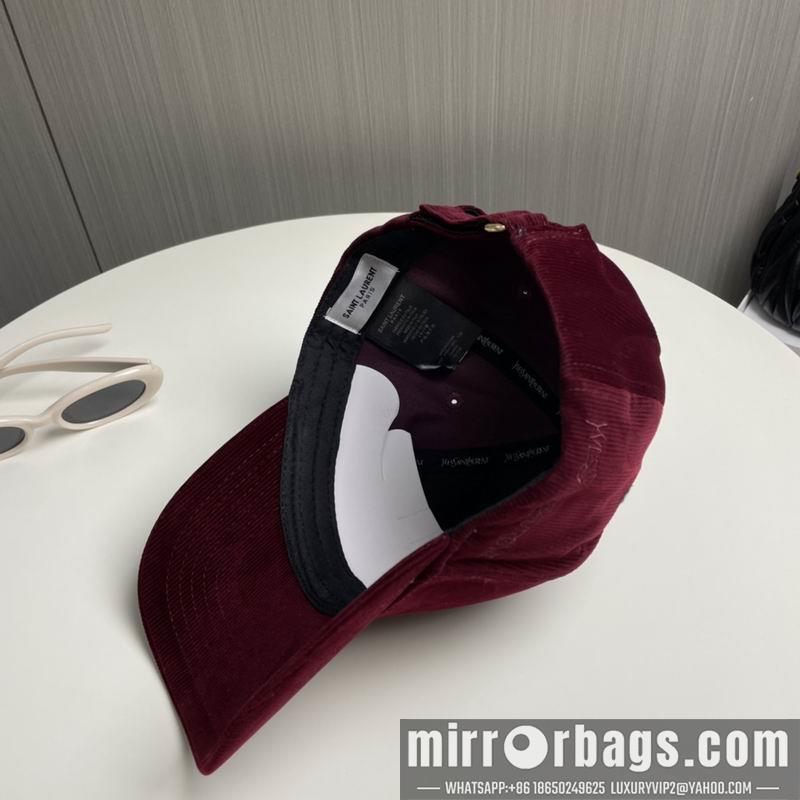 Replica YSL Hat dx31