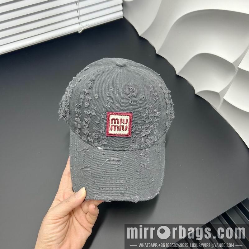 Replica Miumiu Hat dx05