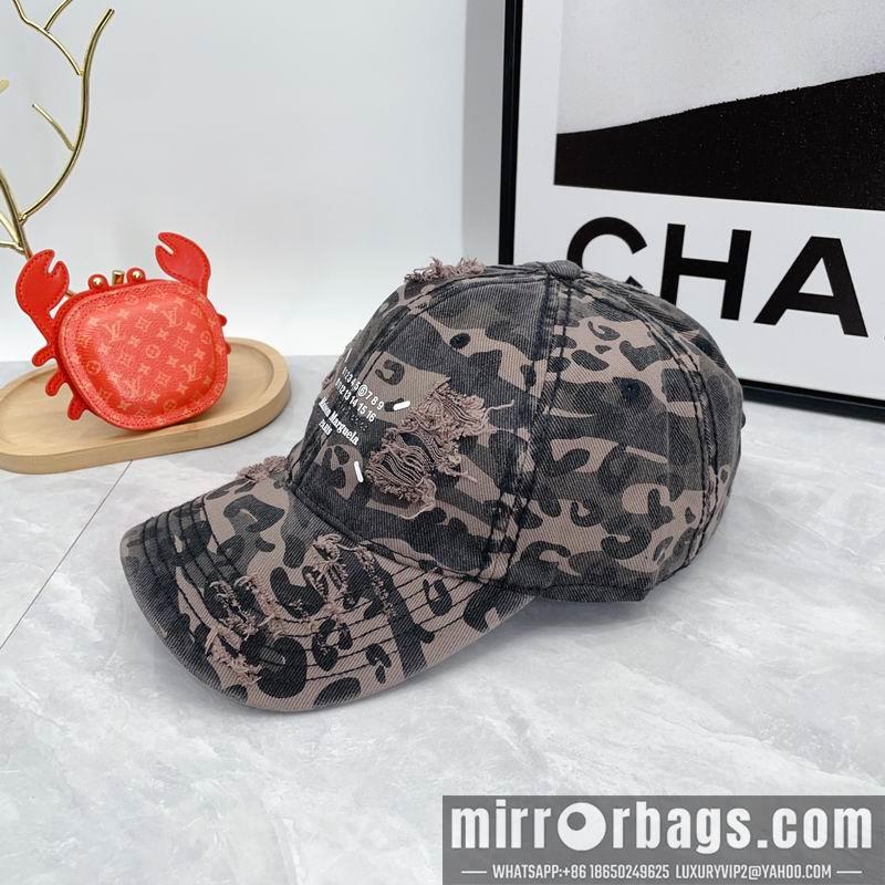 Replica MM6 Hat dx27