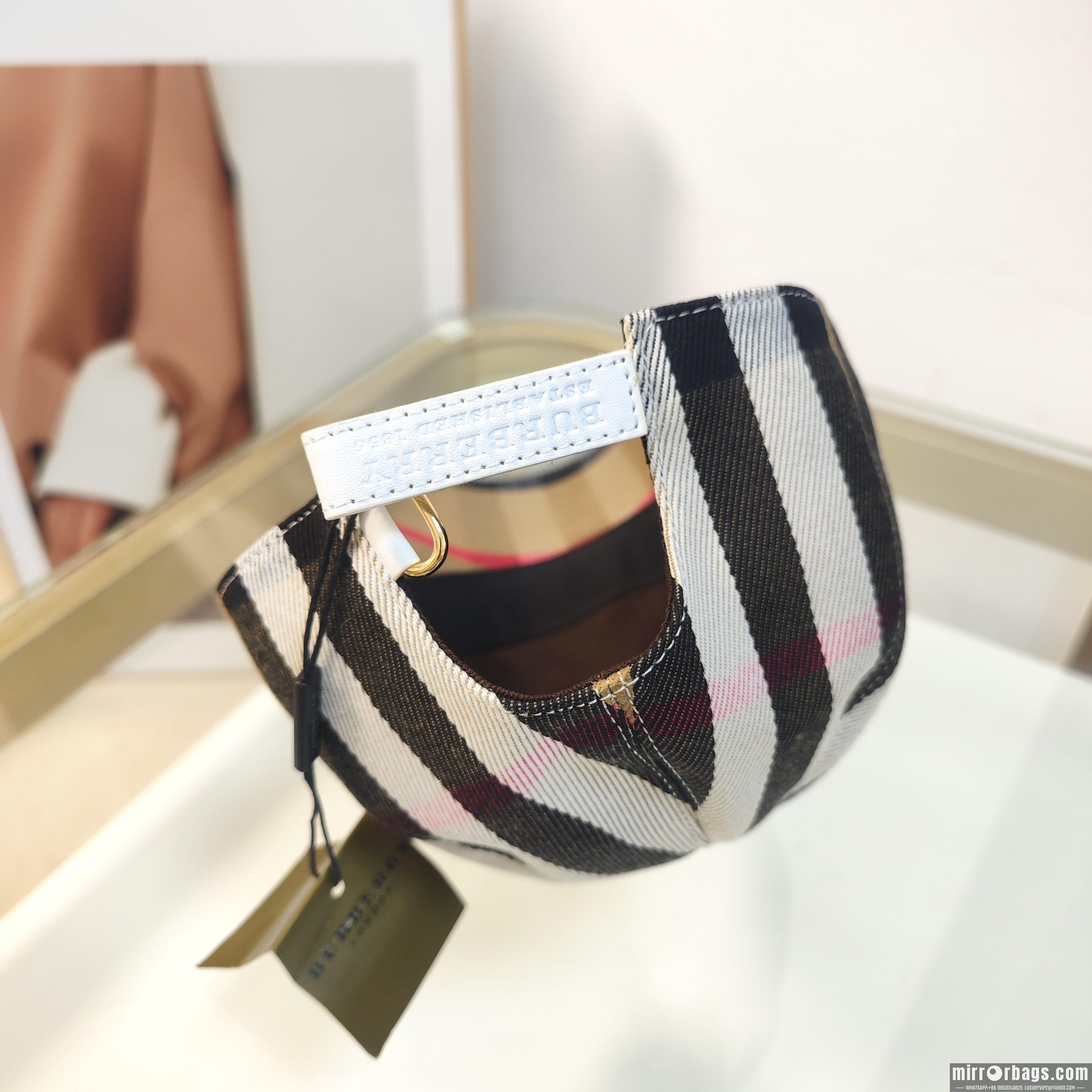Replica Burberry Hat dx64