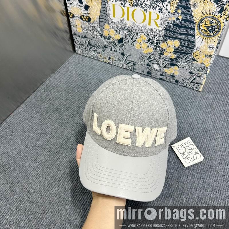 Replica Loewe Hat dx17