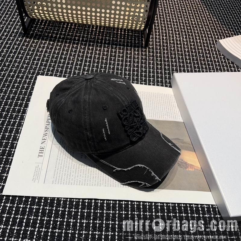 Replica Loewe Hat dx08