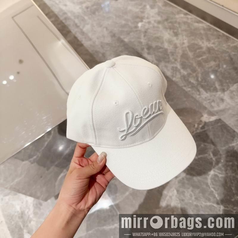 Replica Loewe Hat dx22