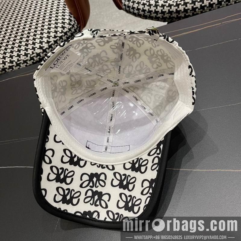 Replica Loewe Hat 101101