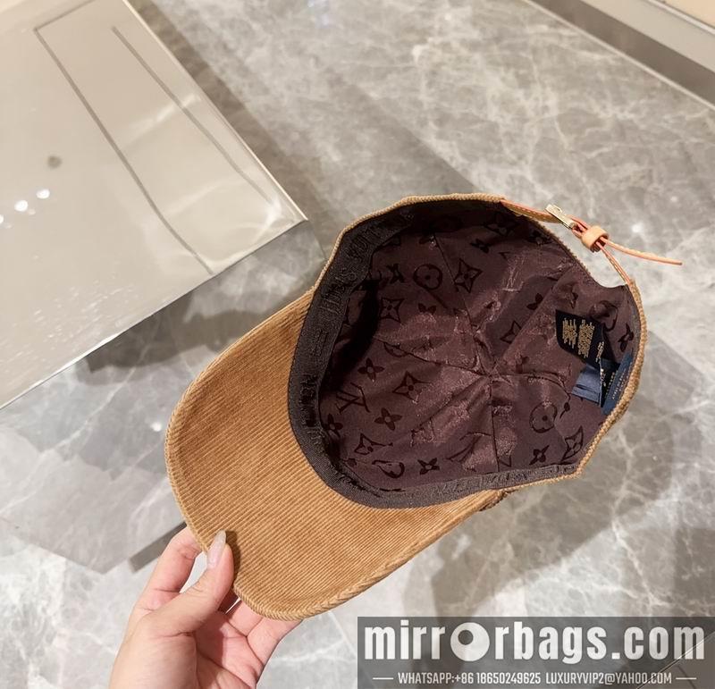 Replica LV Hat 082603