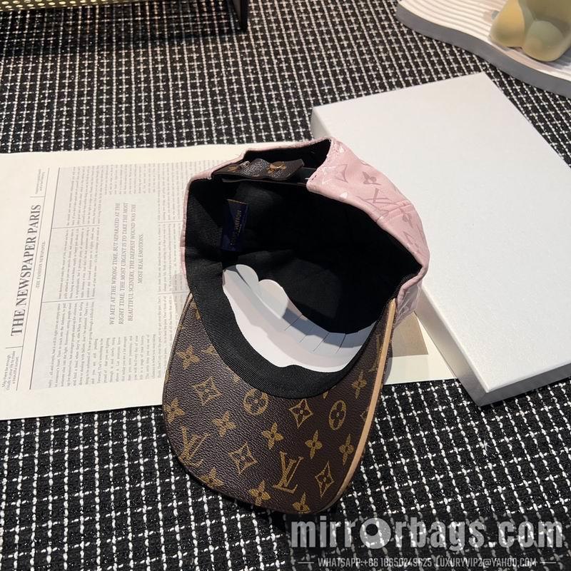 Replica LV Hat 042603