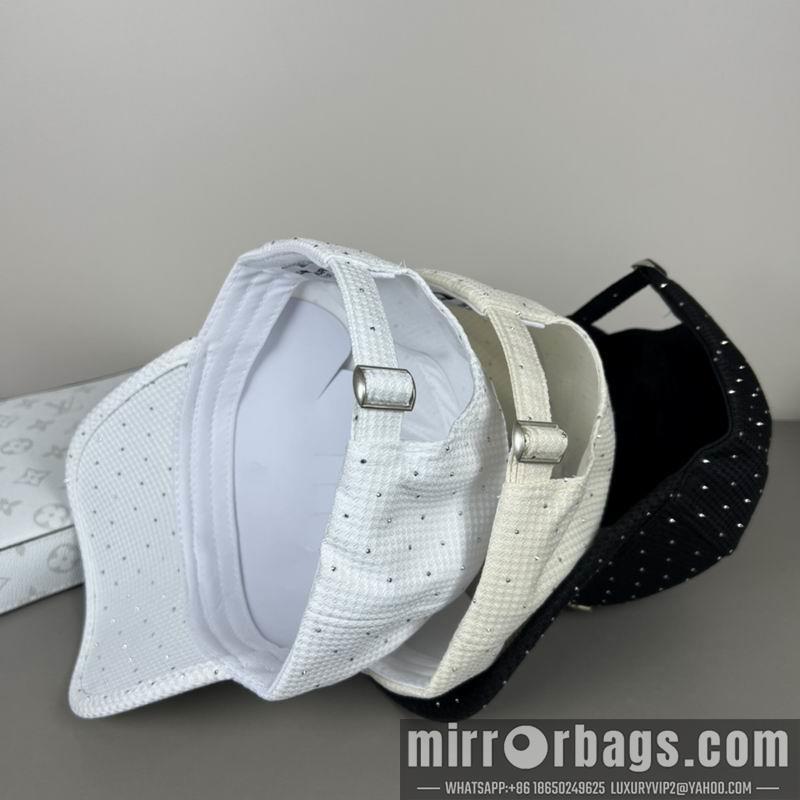 Replica YSL Hat dx36