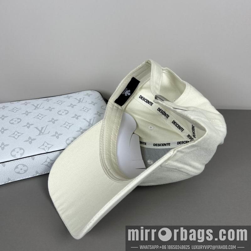 Replica Descente Hat dx03