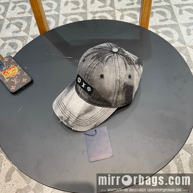 Replica LV Hat 042809