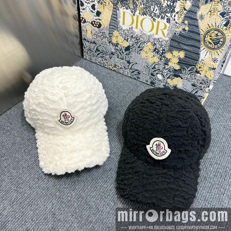 Replica Moncler Hat dx10