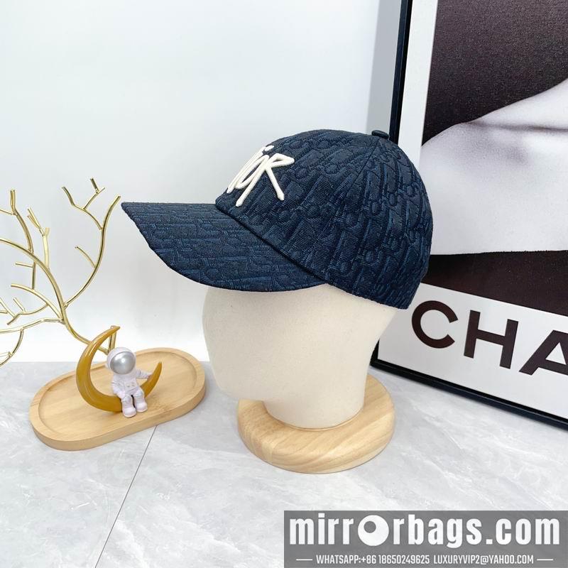 Replica Dior Hat dx77