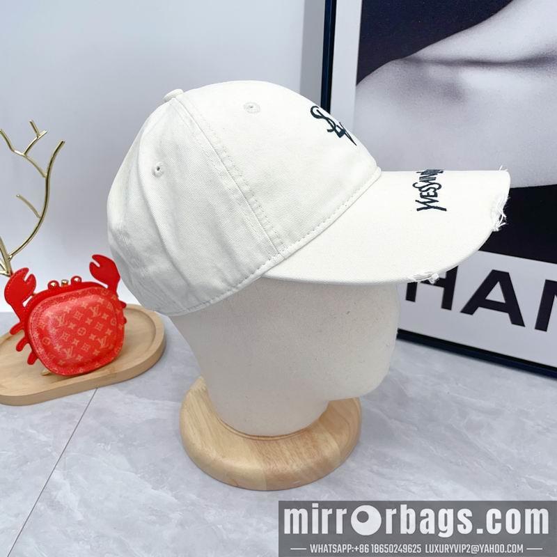 Replica YSL Hat dx32